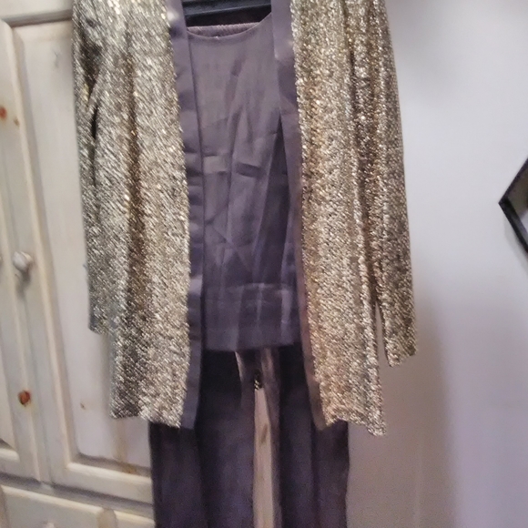 R & M Richards - Picture 5 of 7